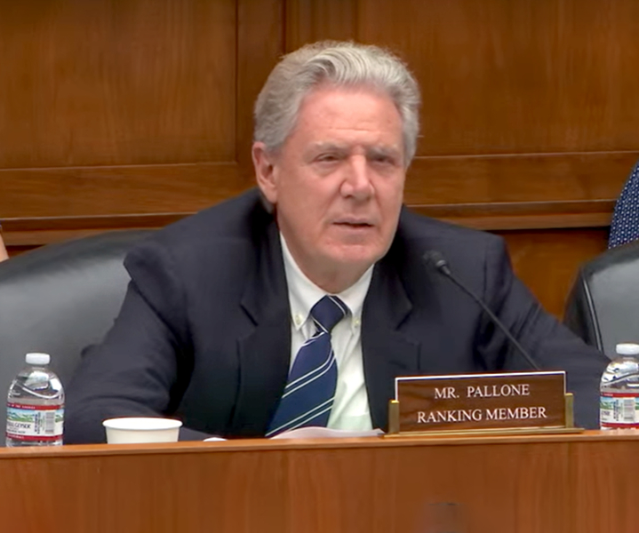 Industry tells Congress incentives needed to boost domestic drug manufacturing